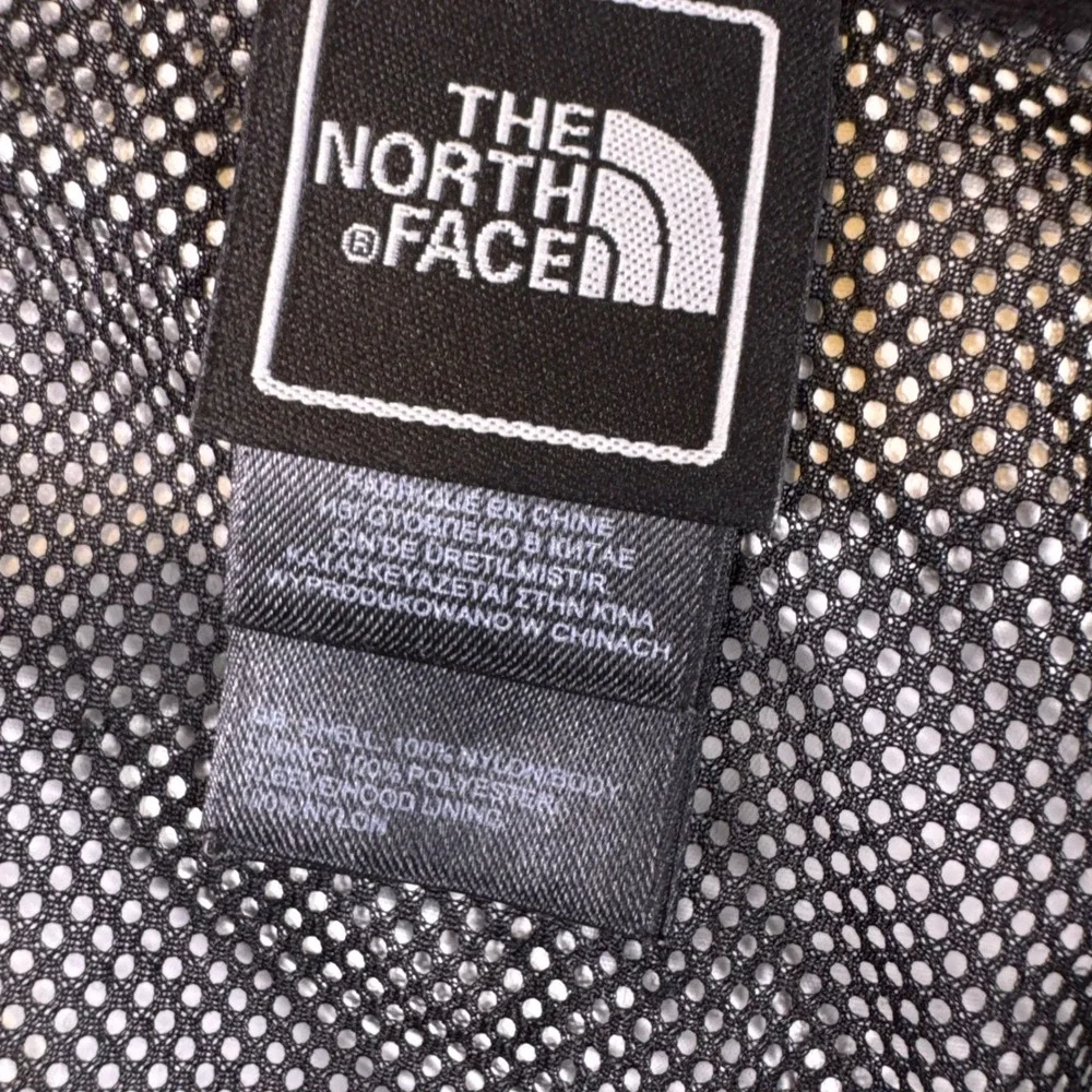 The North Face HyVent Rain Jacket Black Hooded Windbreaker Mens Small